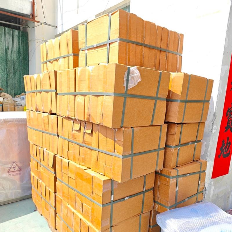 Lô đơn hàng hộp công tơ điện đầu tiên của khách hàng mới tại Anh đã được gửi đi thành công