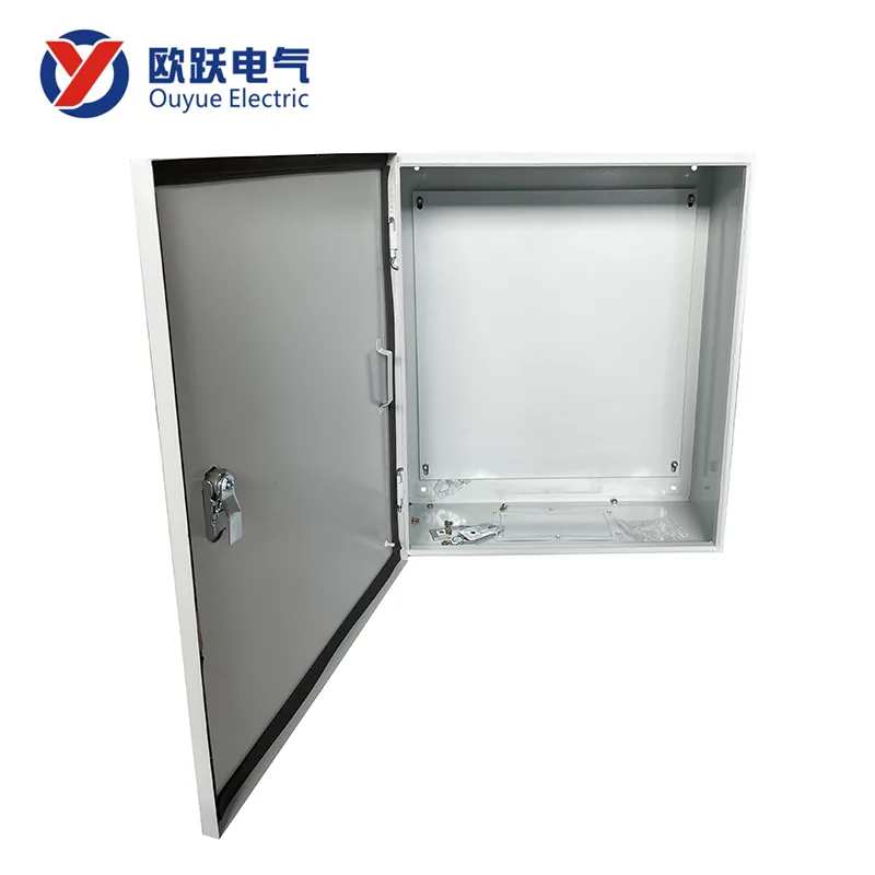 Hộp sắt trong nhà